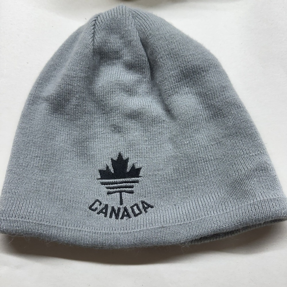 Adidas Climawarm Gray Knit Beanie Hat W/ Black‎ Fleece Lining Canada Olympic Edt